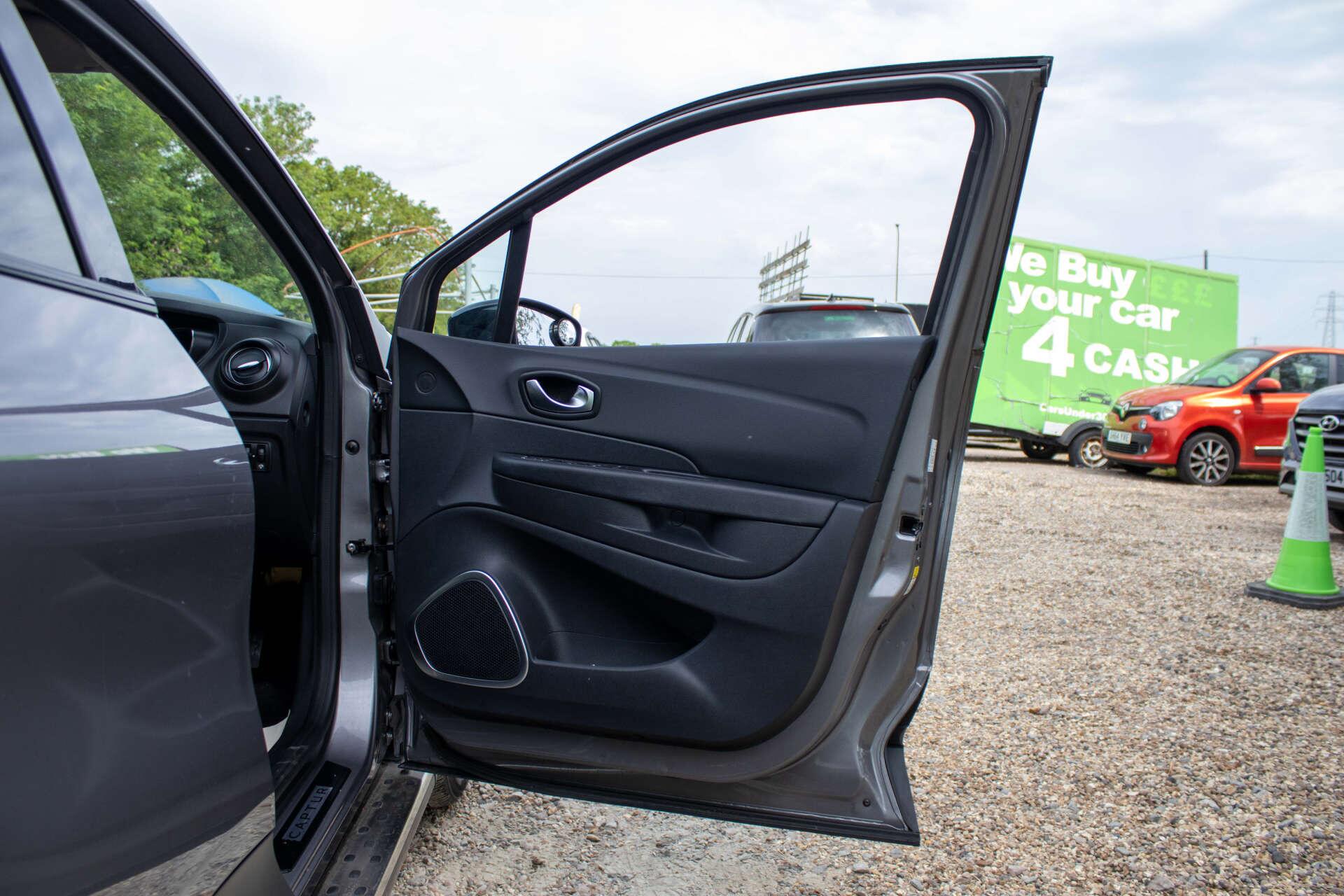 Renault Captur view 35