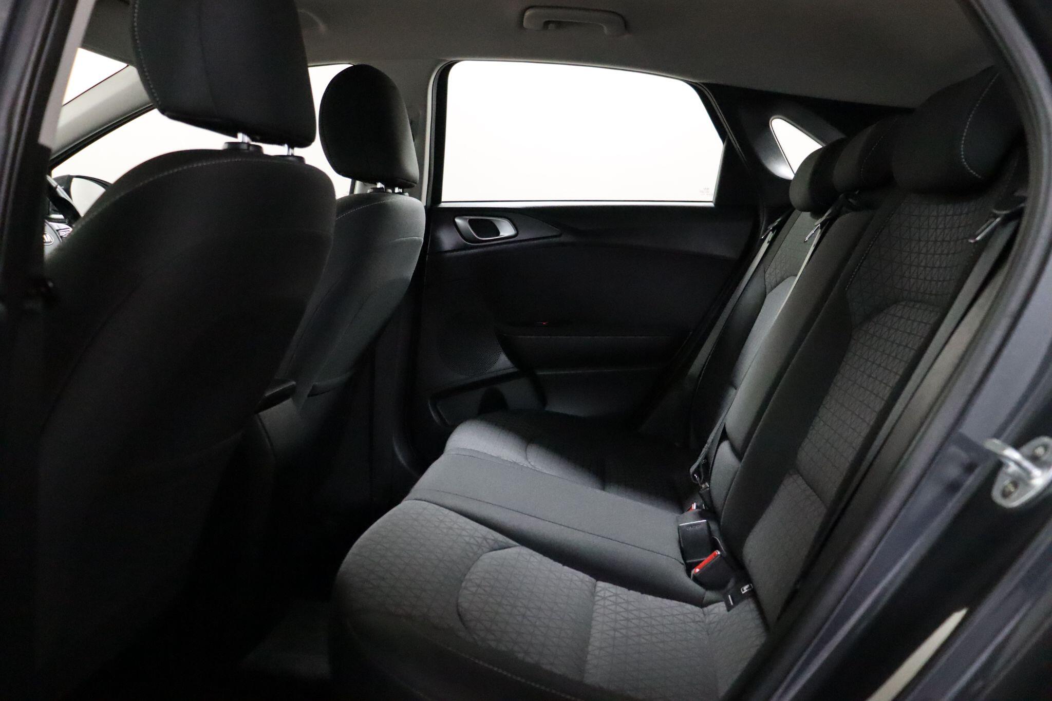 Kia Ceed view 41