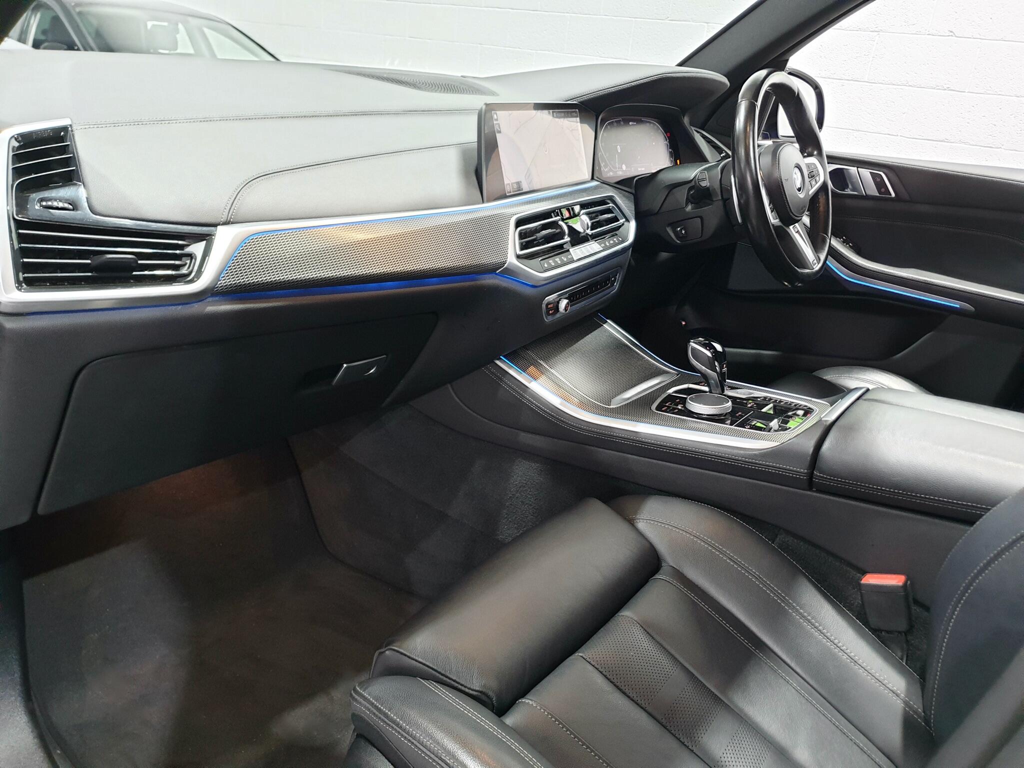 BMW X5 view 56