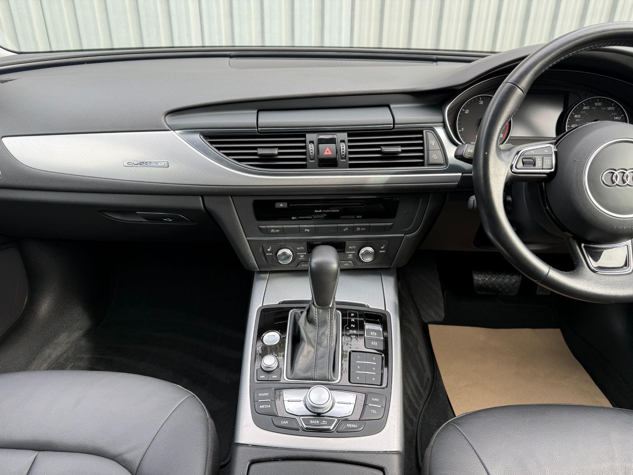 Audi A6 view 25