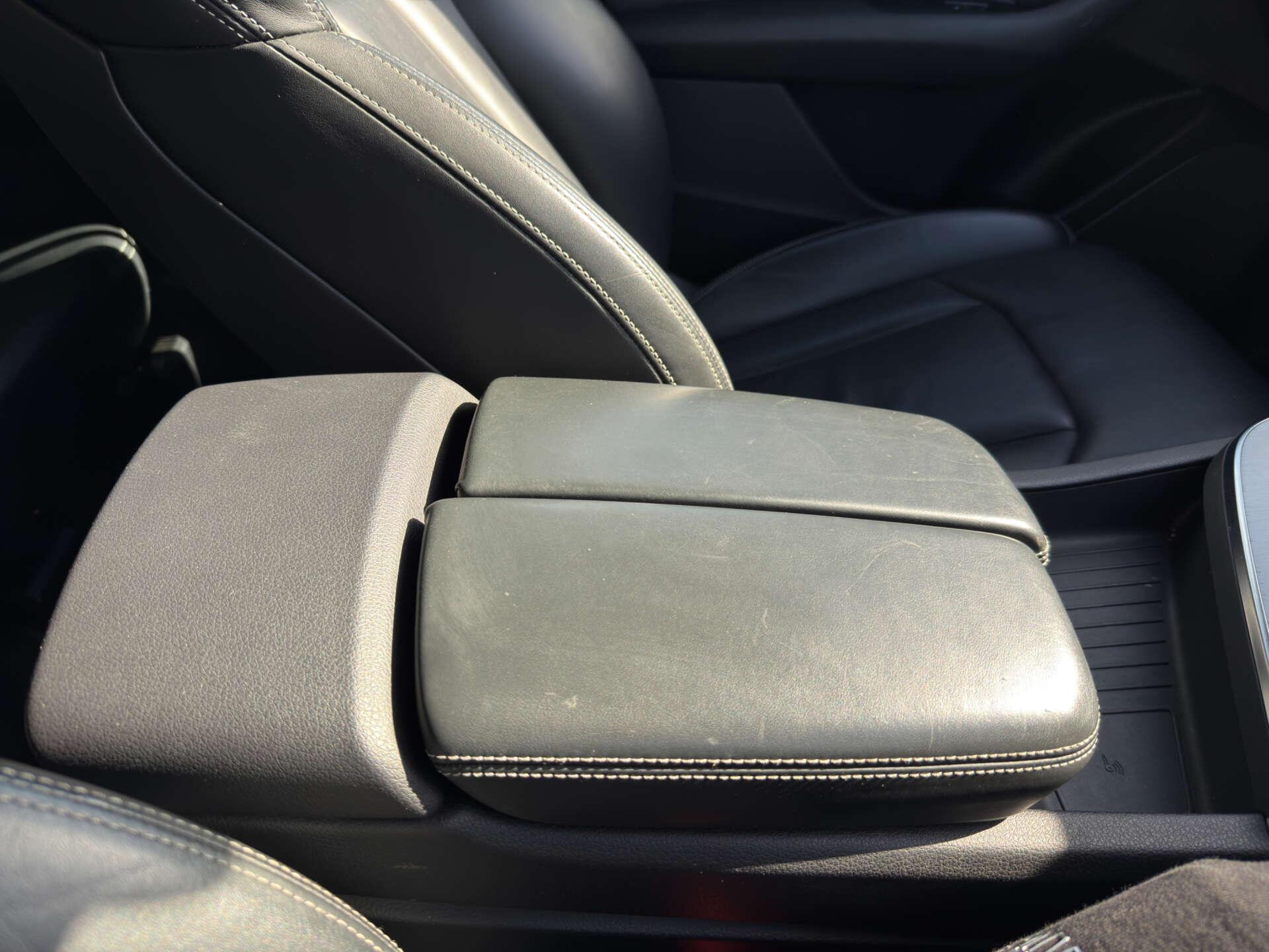 Audi SQ7 view 64