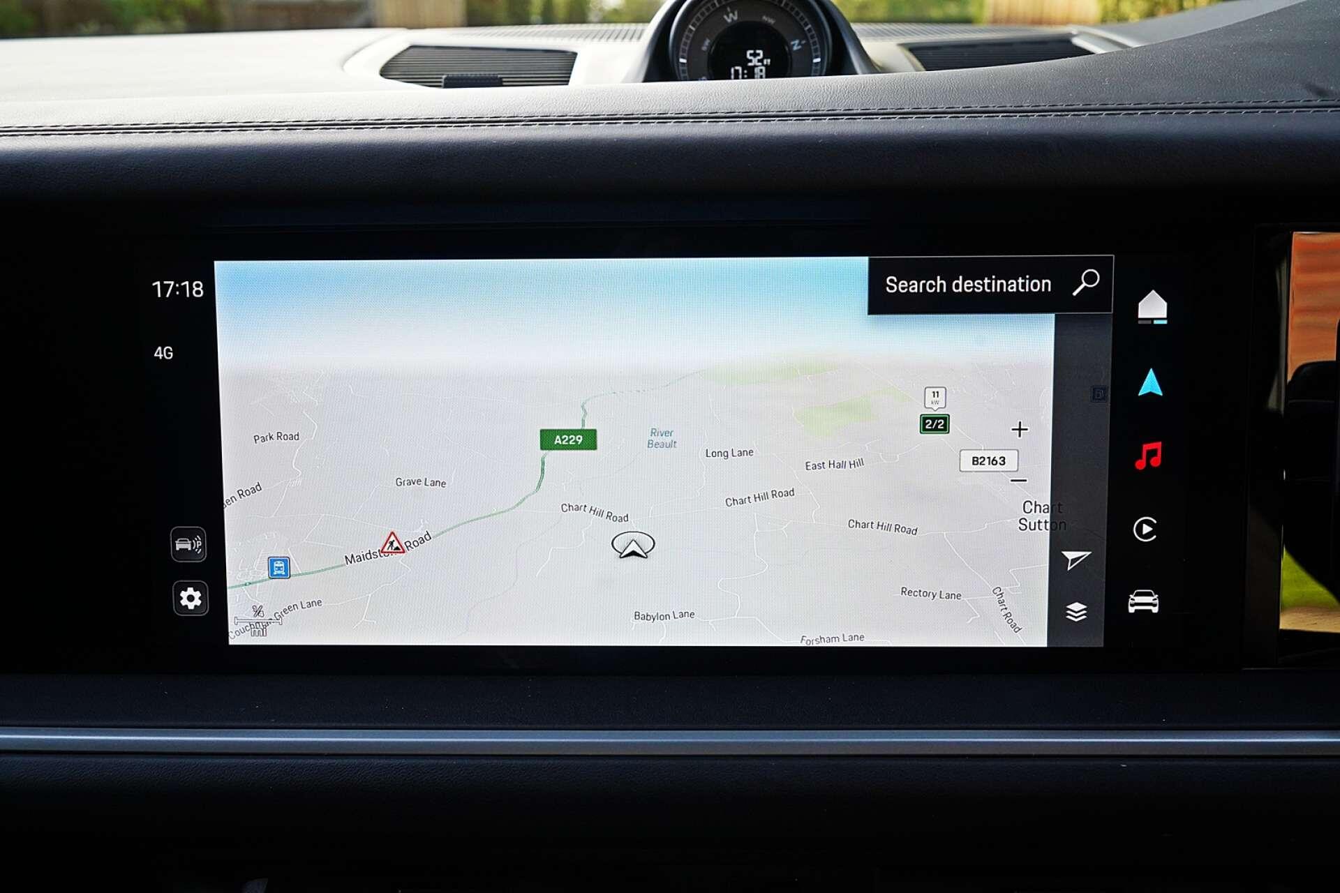 Porsche Cayenne view 27