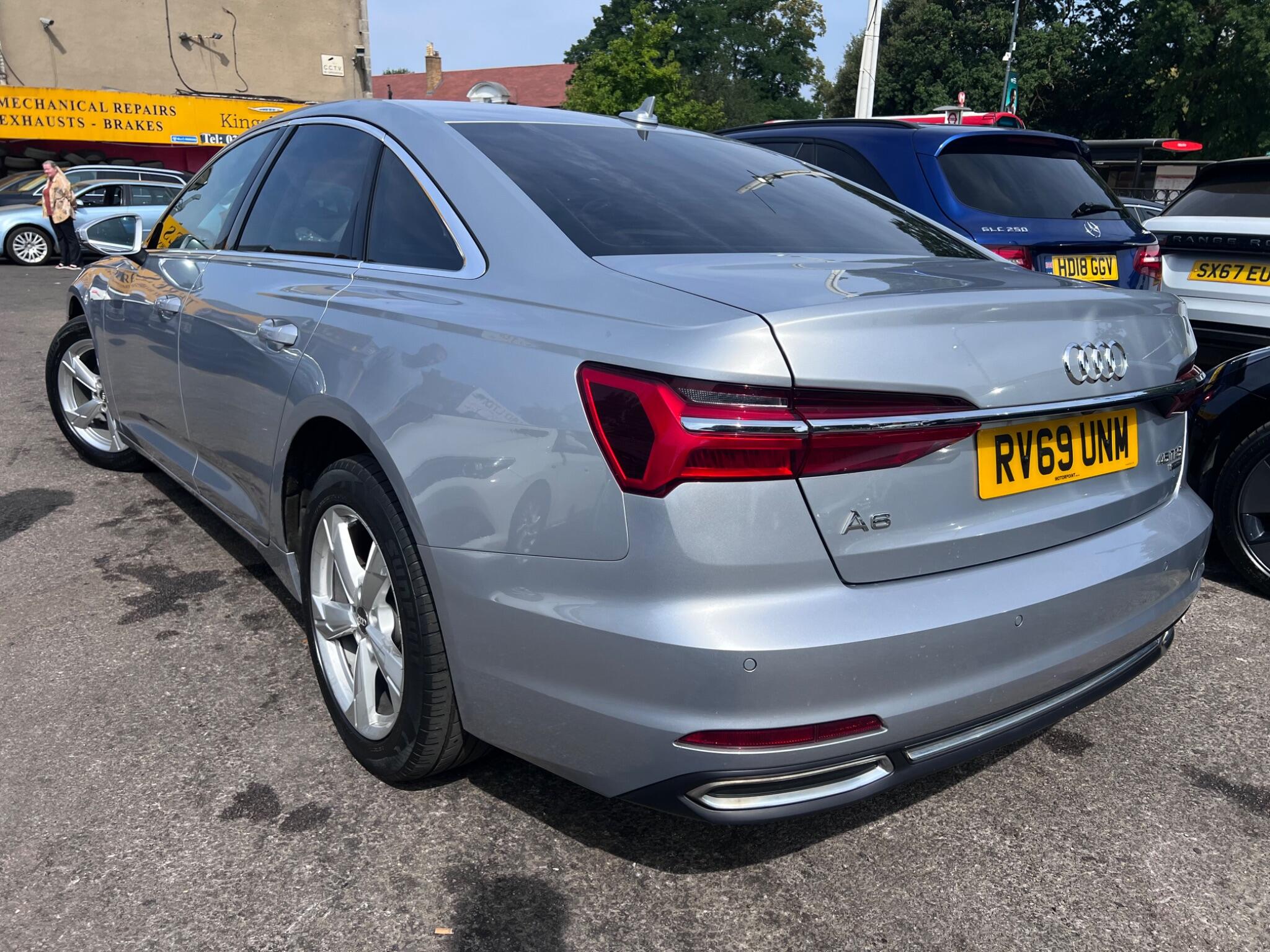Audi A6 Saloon view 15