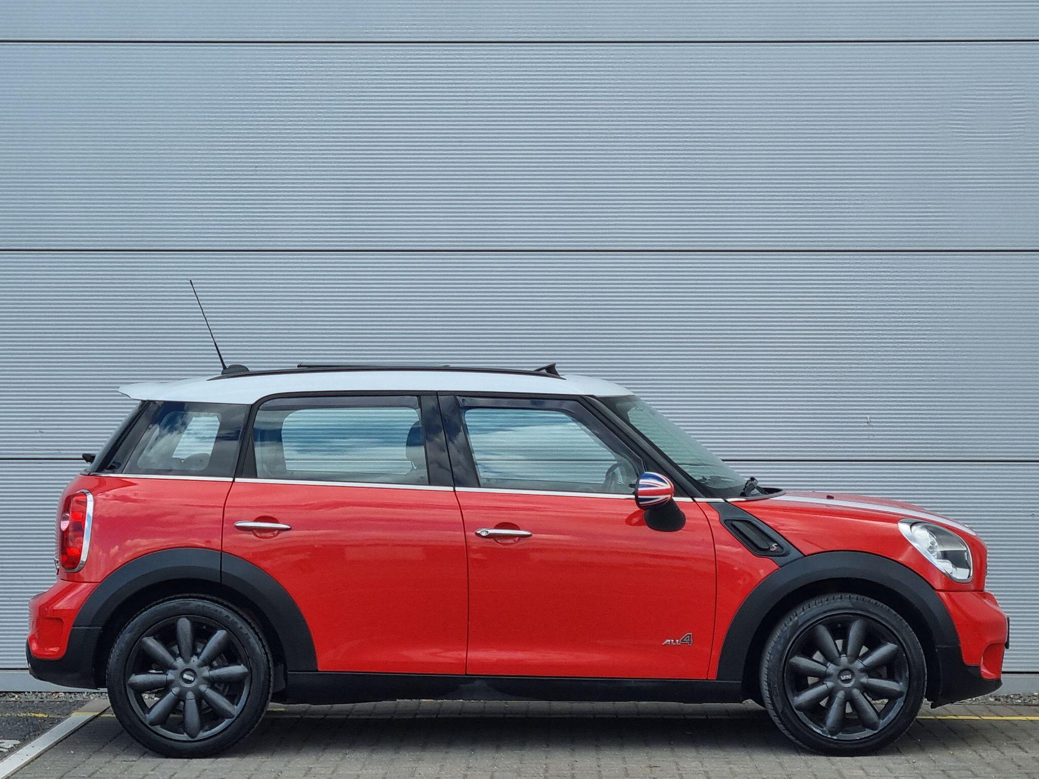 Mini Countryman view 8