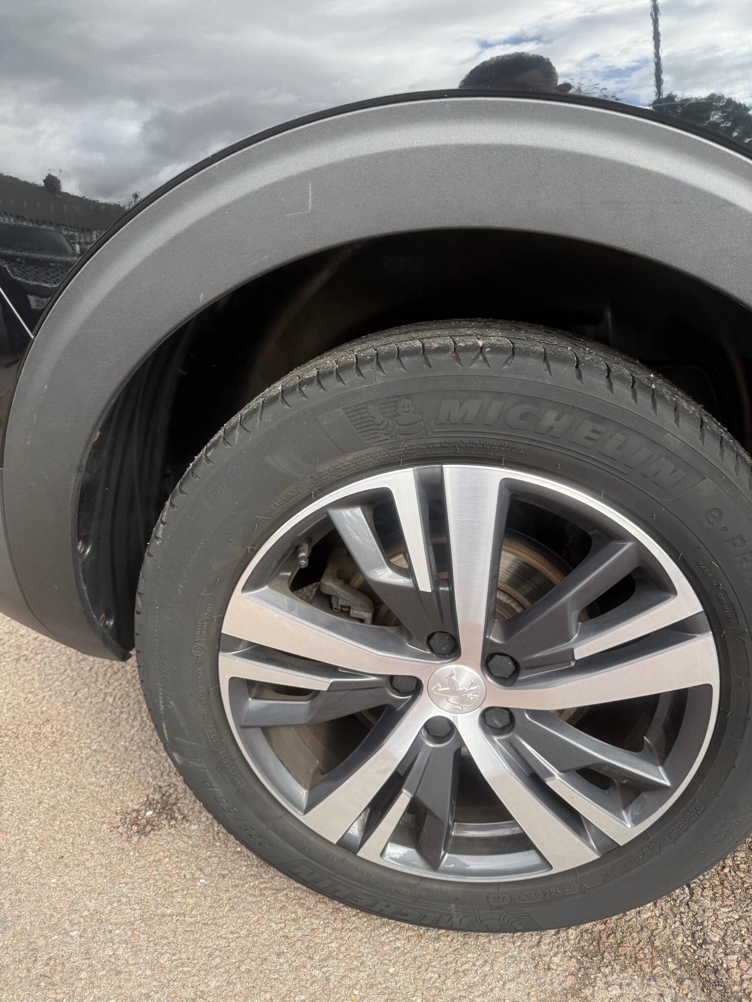 Peugeot 5008 view 7