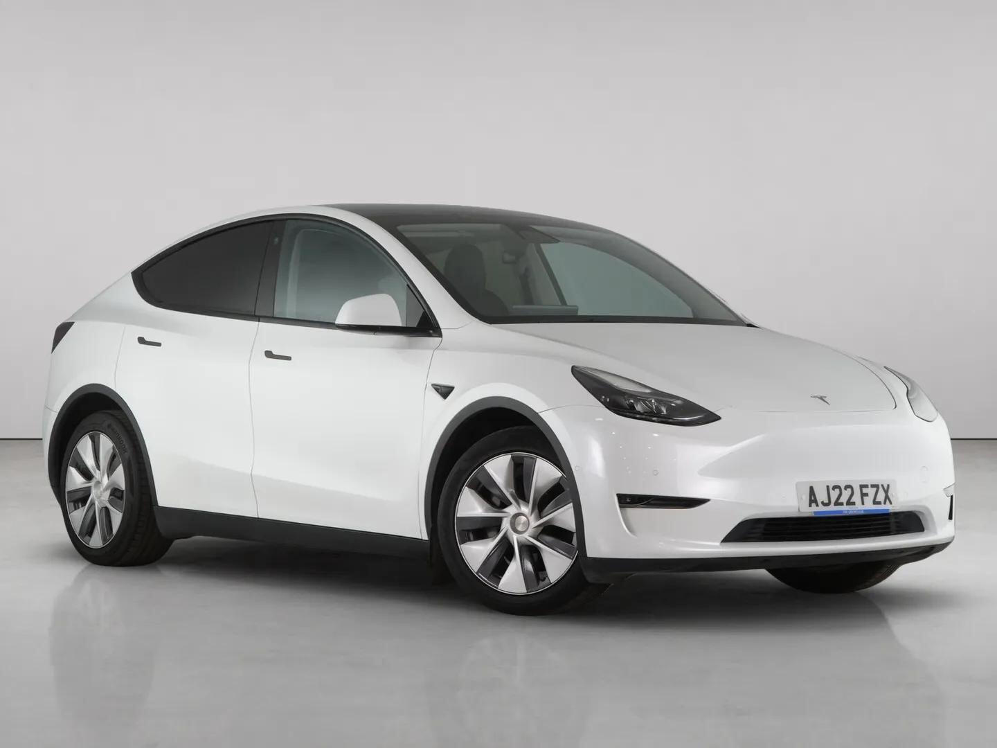 2022 Tesla Model Y in White for sale