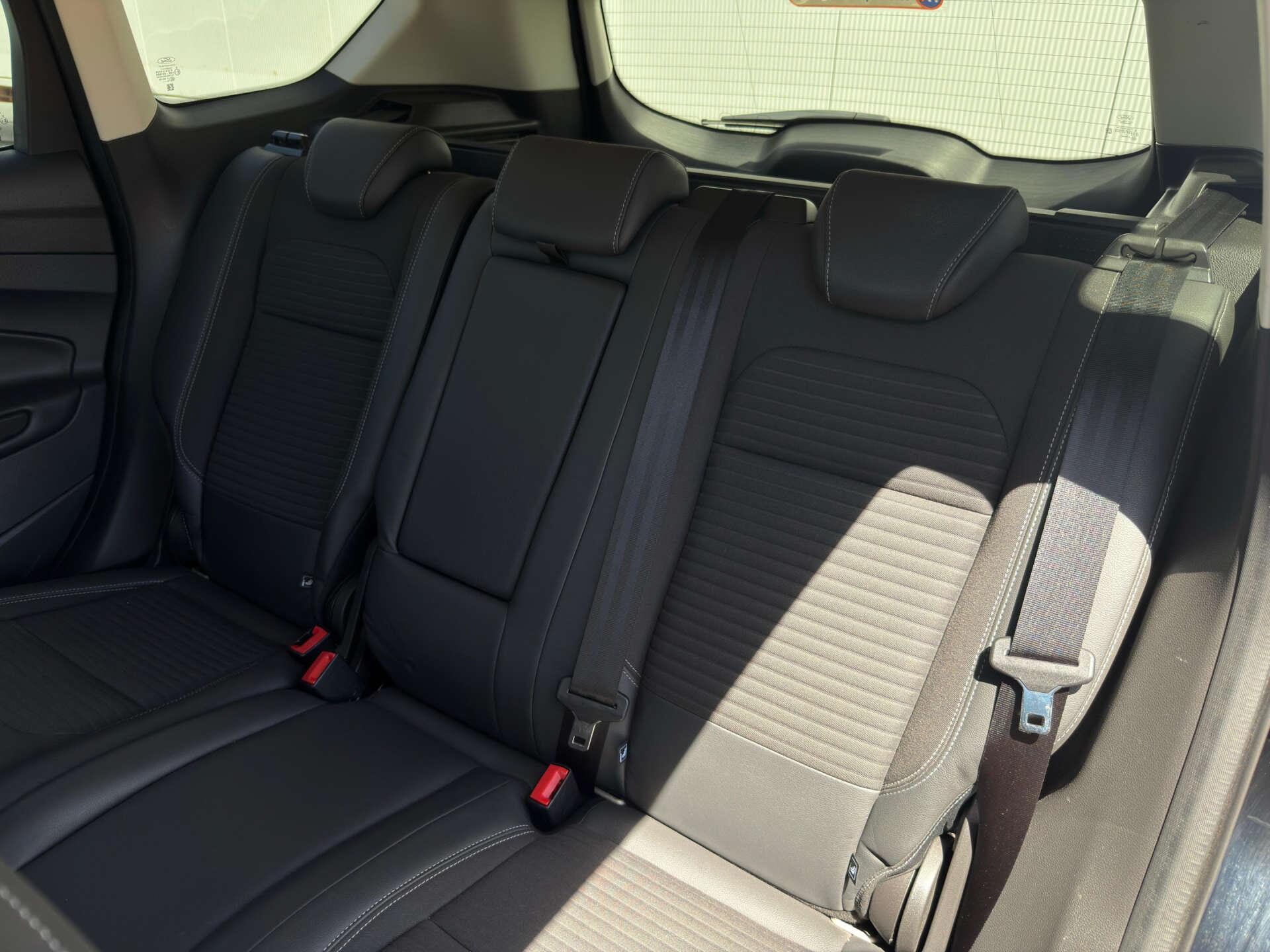Ford Kuga view 38