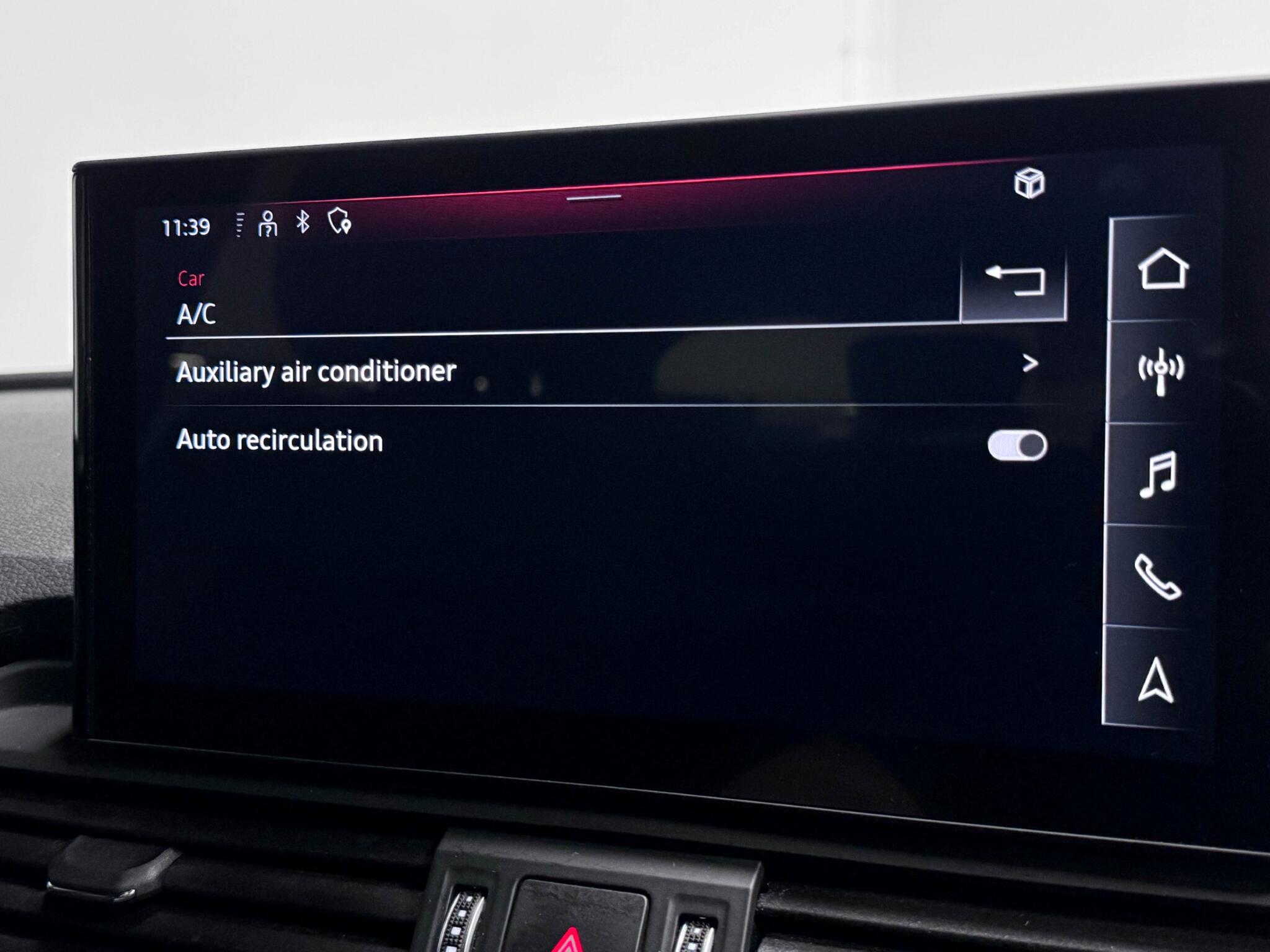 Audi Q5 view 50