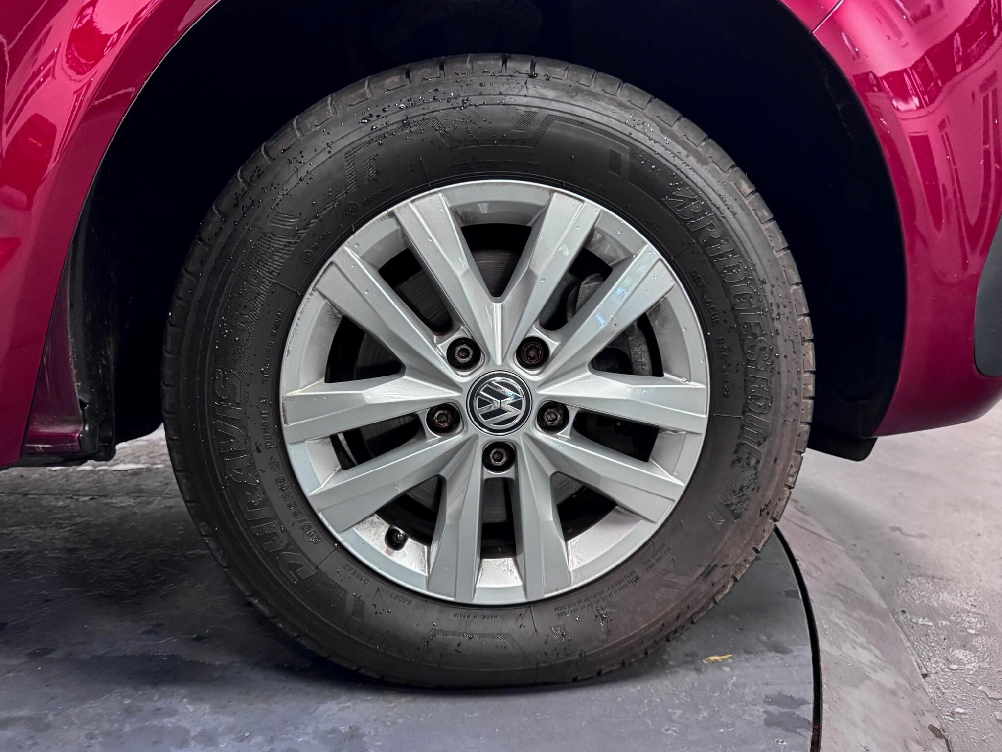 Volkswagen California view 55