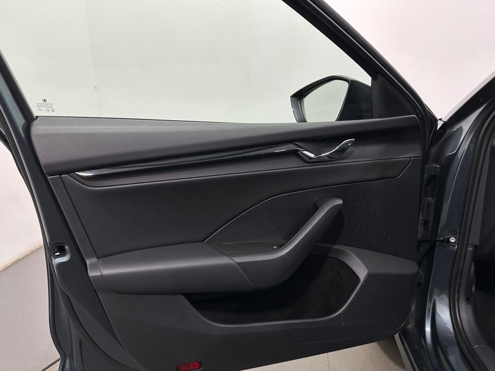 Skoda Octavia view 35