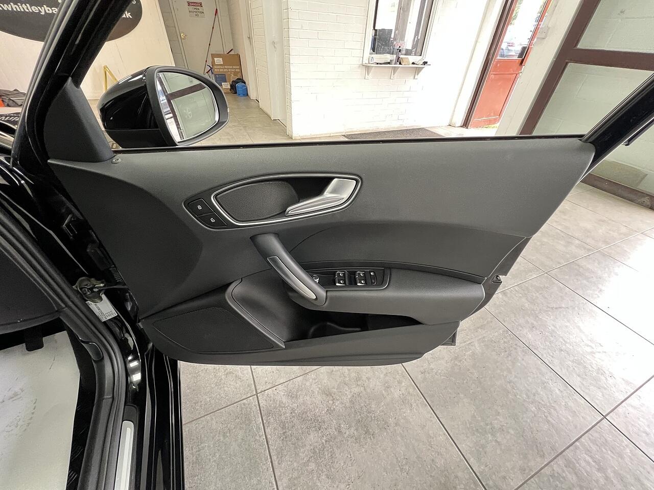 Audi A1 view 12