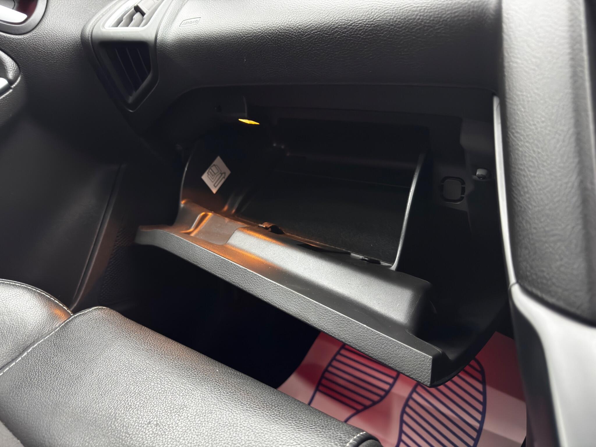 Ford Focus view 38