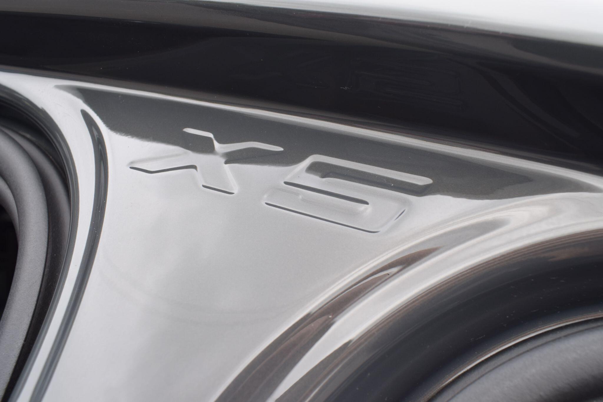 BMW X5 view 28