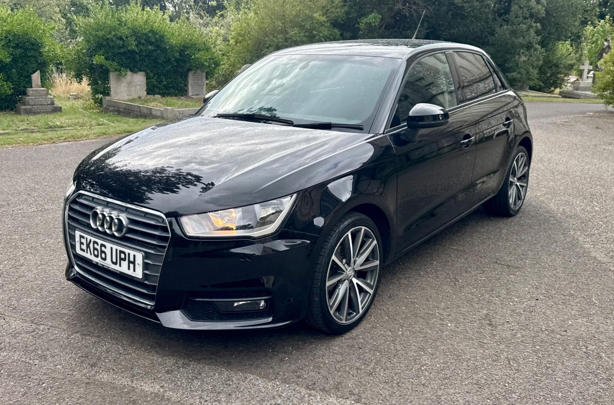 Audi A1 view 11