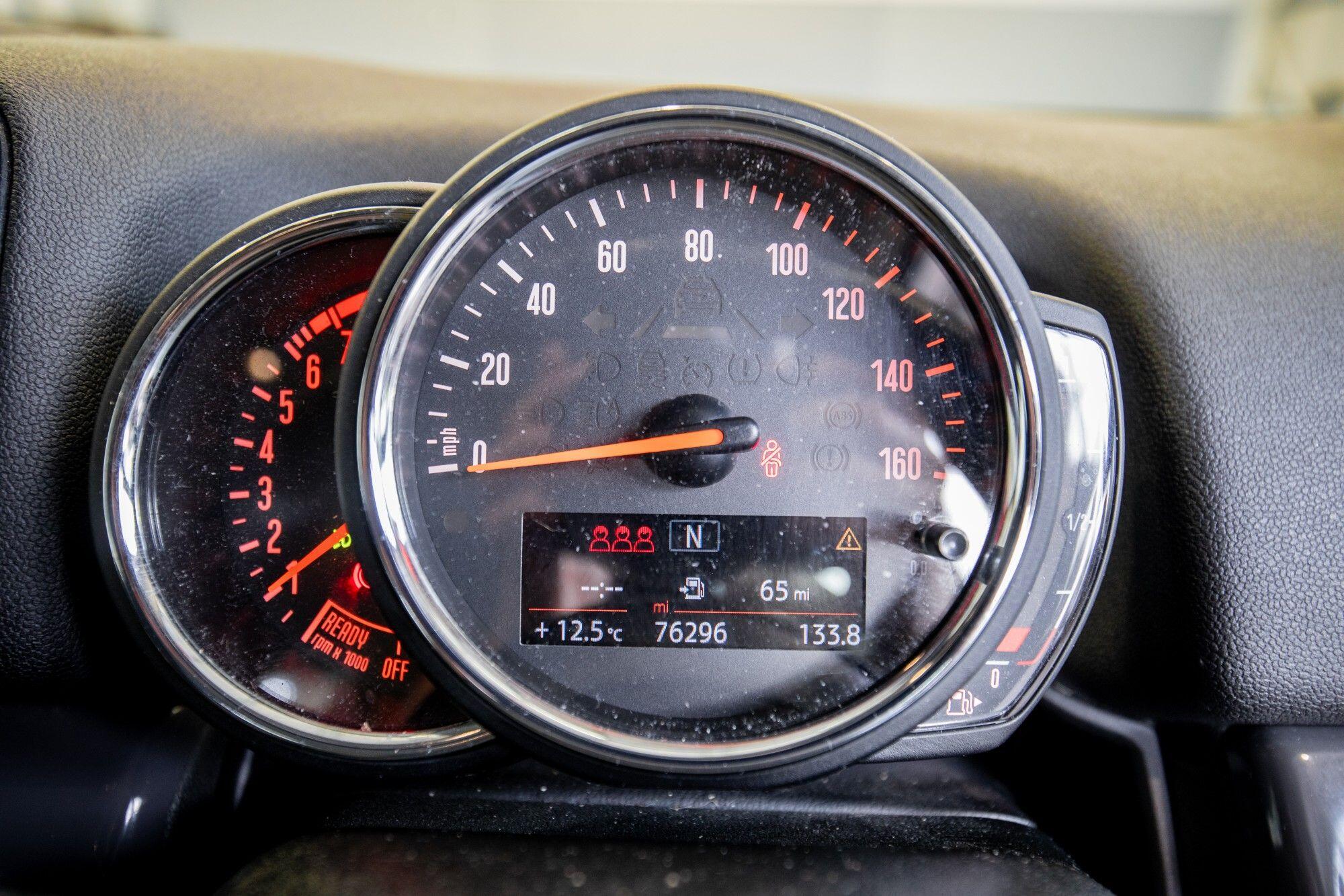 Mini Countryman view 22