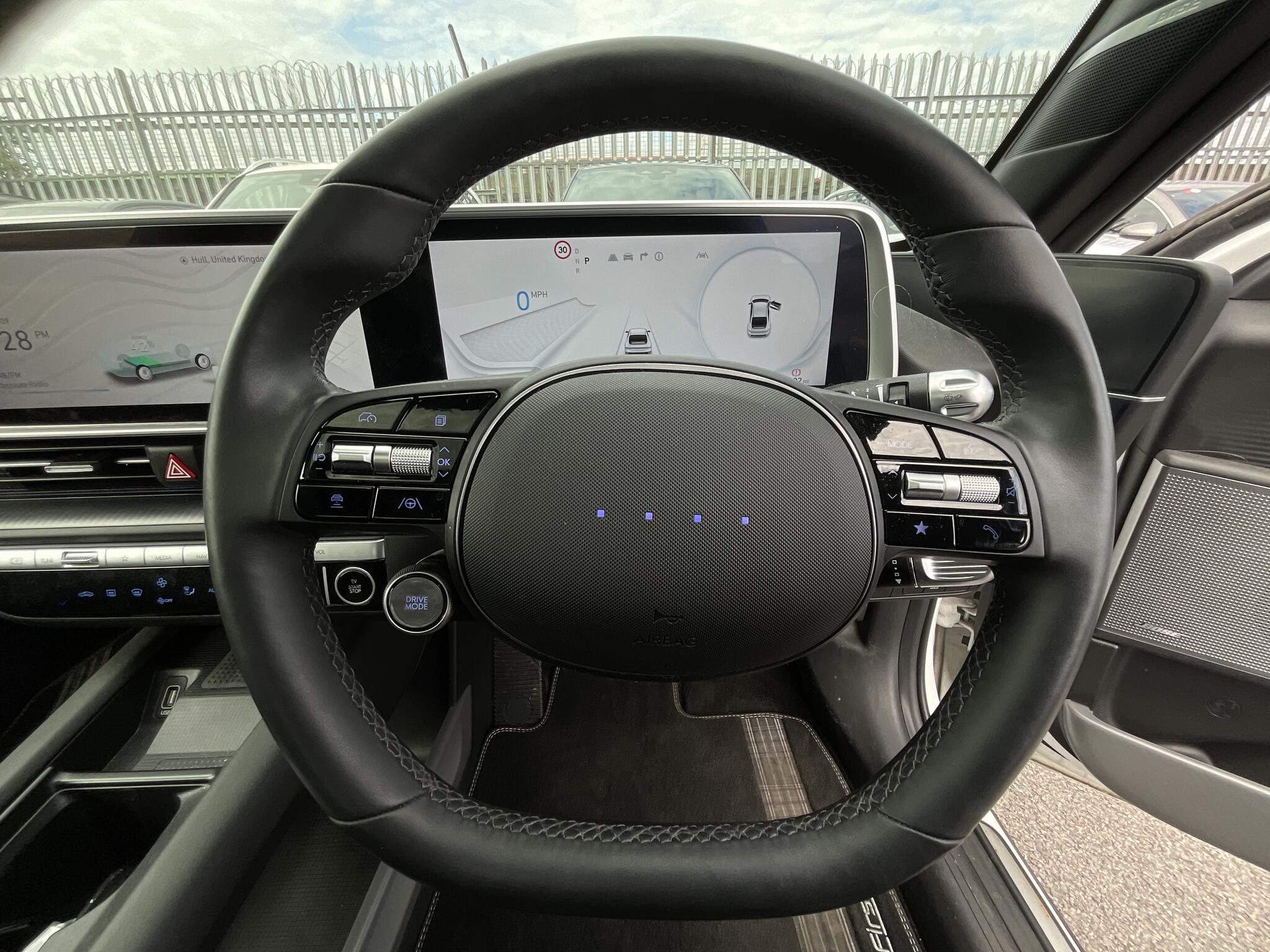 Hyundai Ioniq 6 view 25