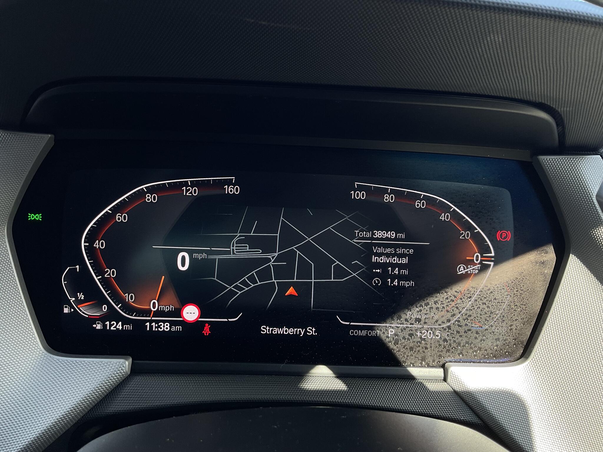 BMW 1 Series view 33