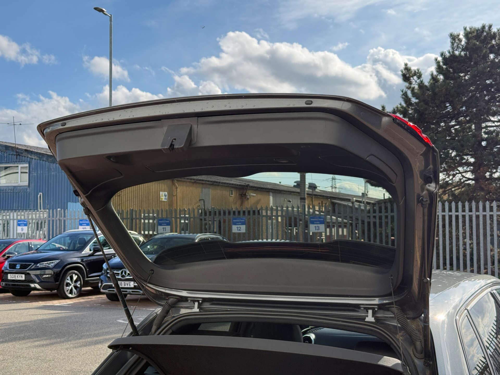 Audi A3 view 33