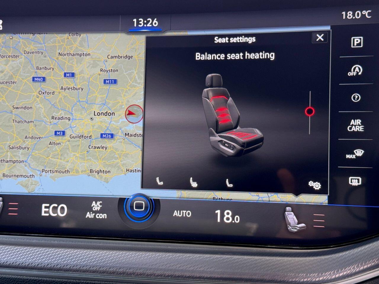Volkswagen Touareg view 18