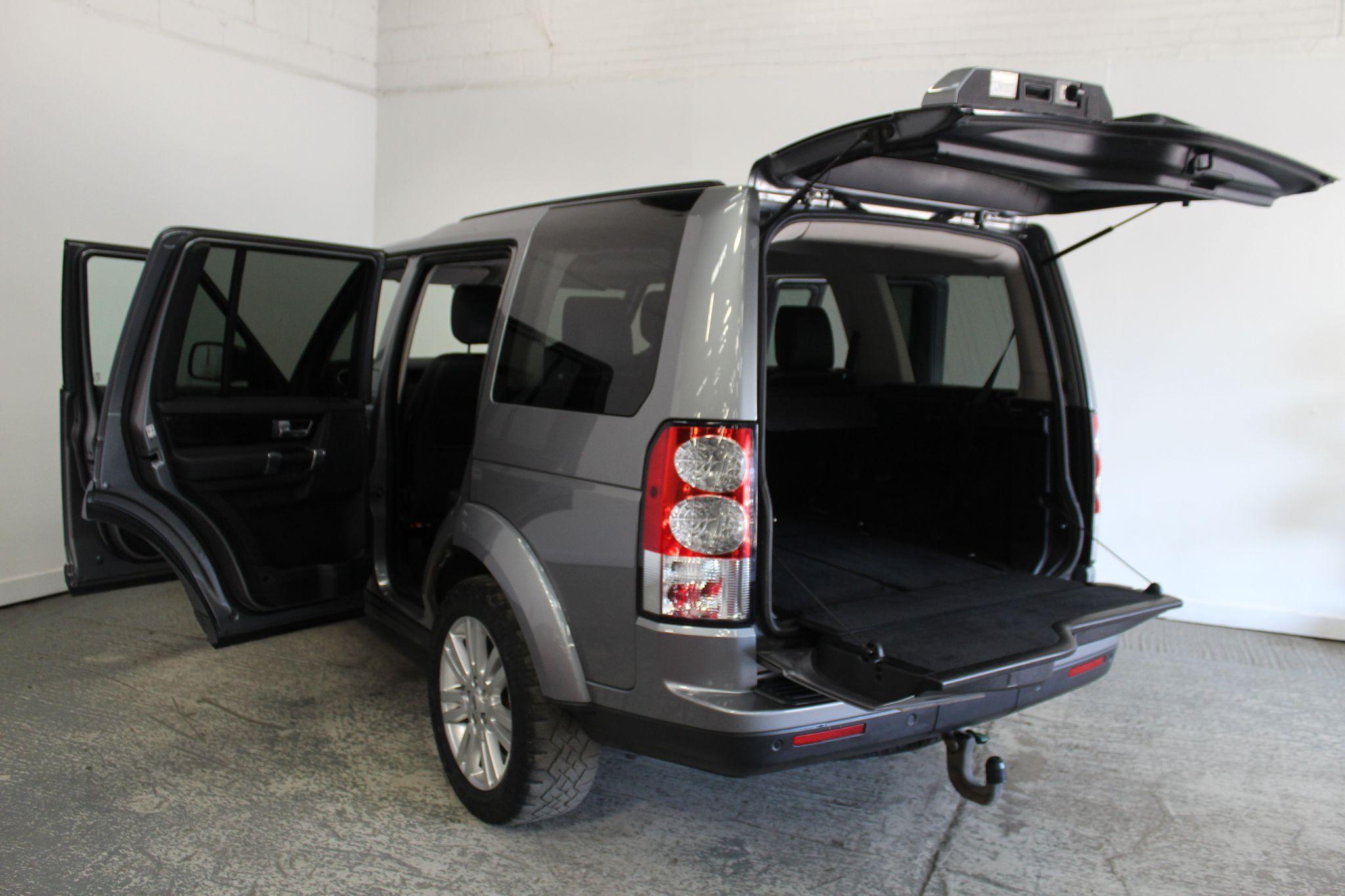 Land Rover Discovery view 21