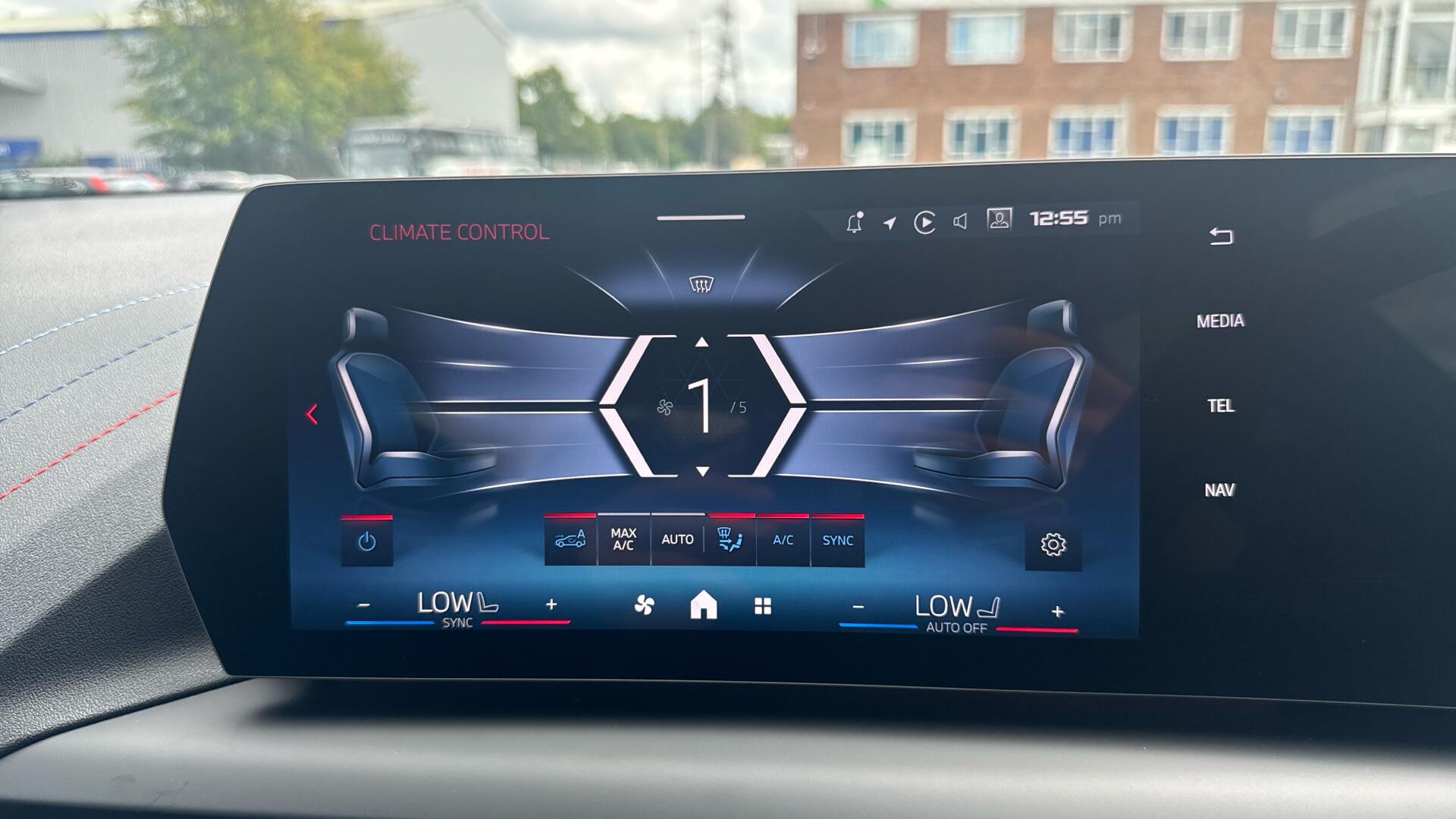 BMW 1 Series view 39