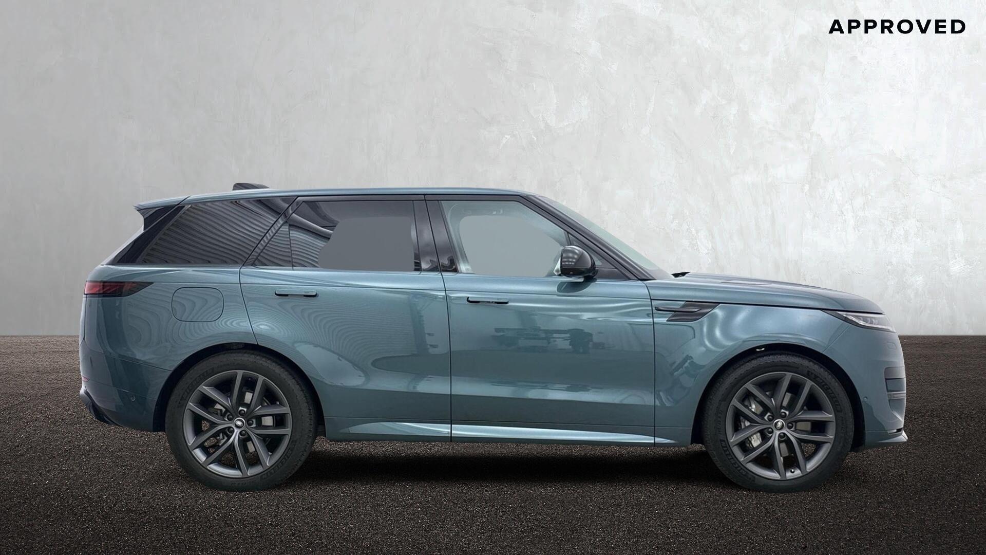 Land Rover Range Rover Sport view 5