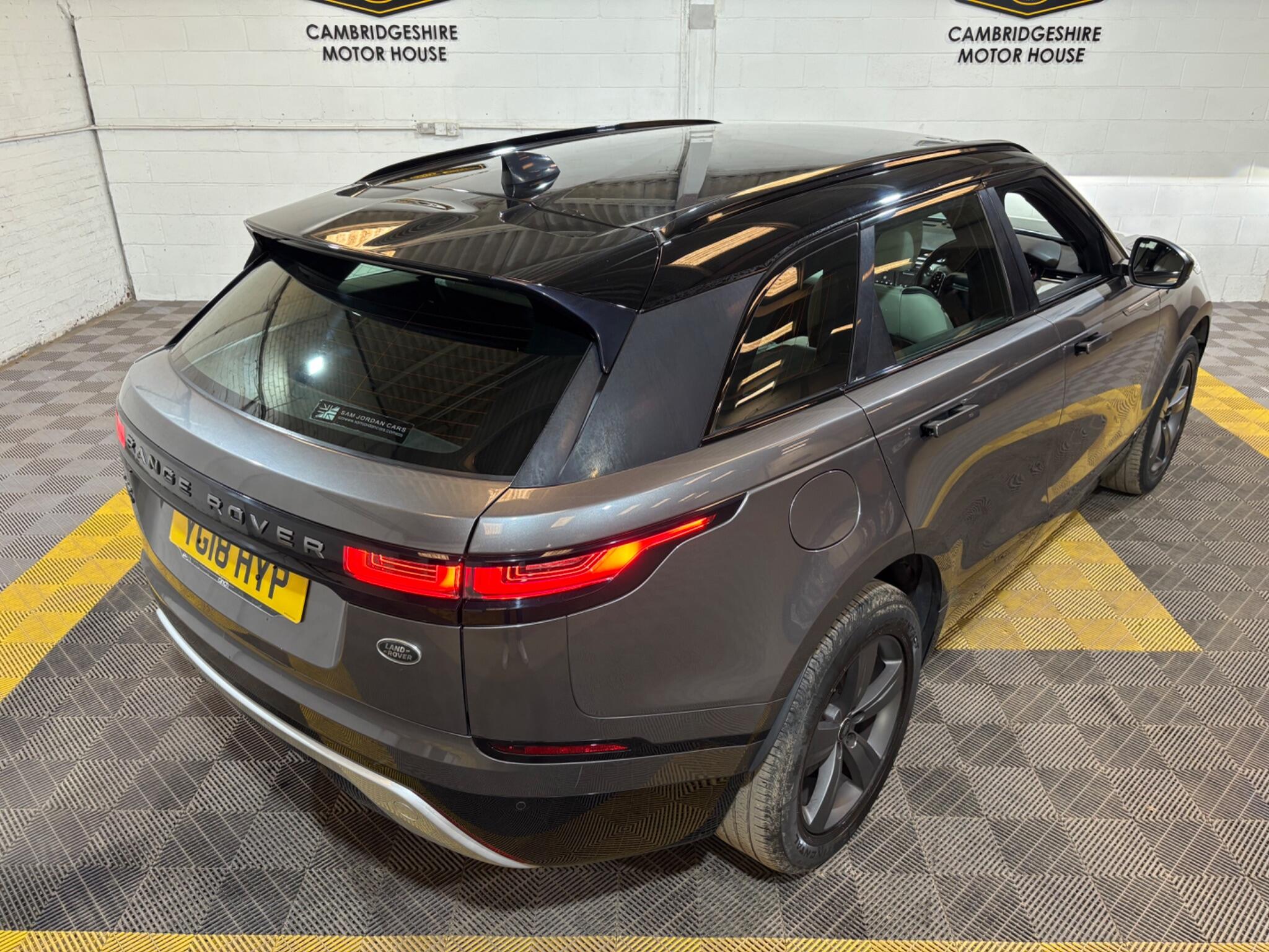 Land Rover Range Rover Velar view 27