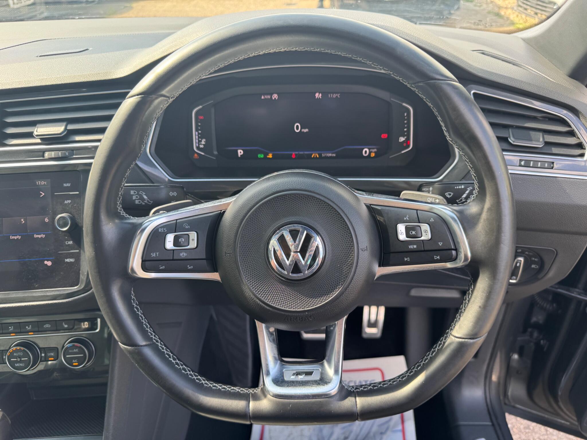 Volkswagen Tiguan view 47