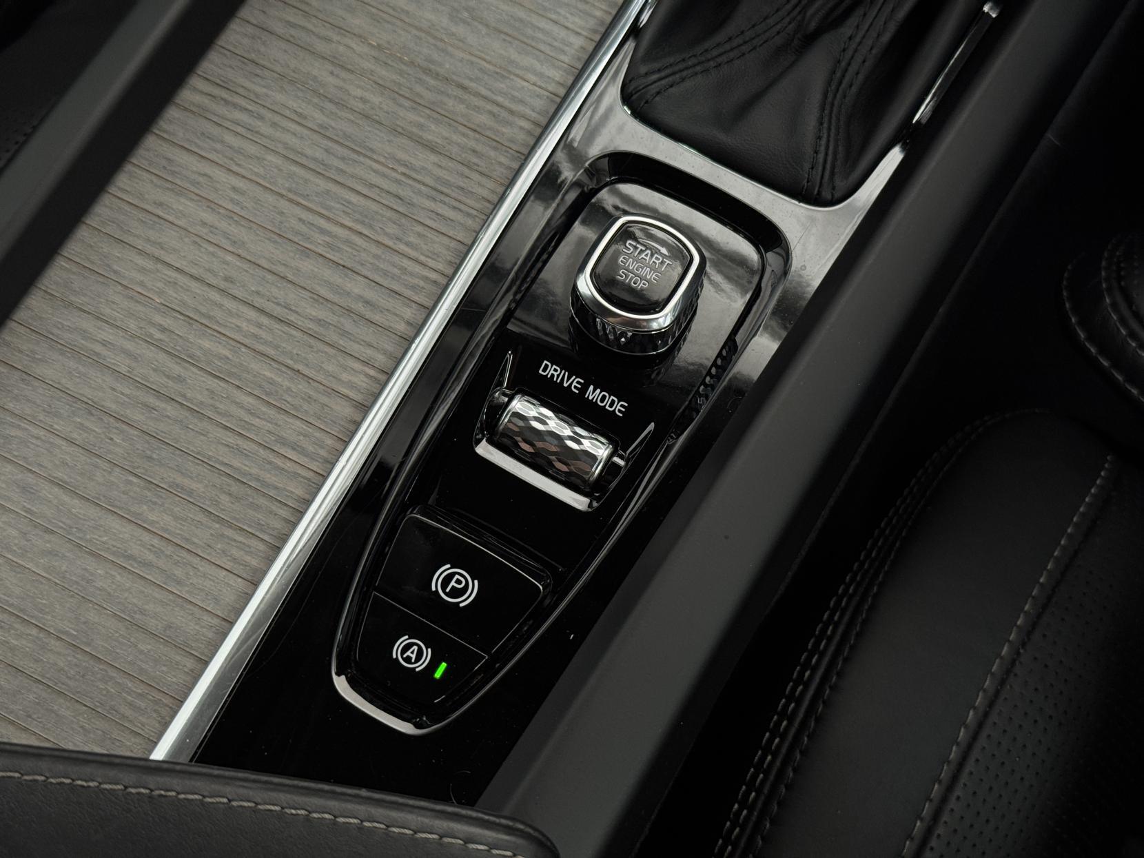Volvo XC60 view 32