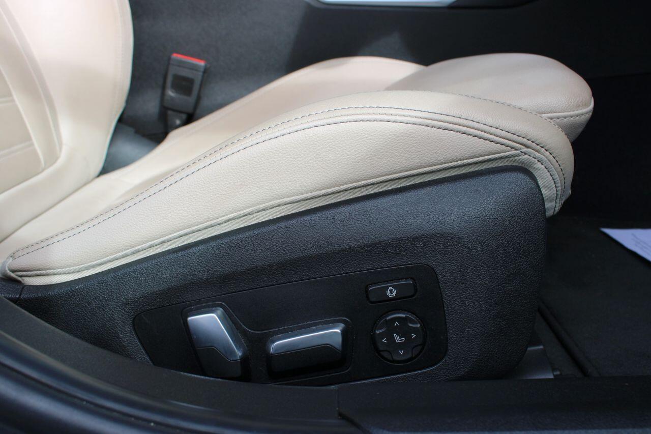 BMW 3 Series view 35