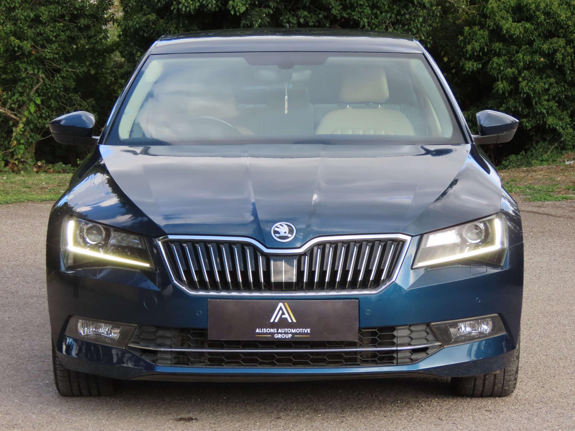 Skoda Superb view 2