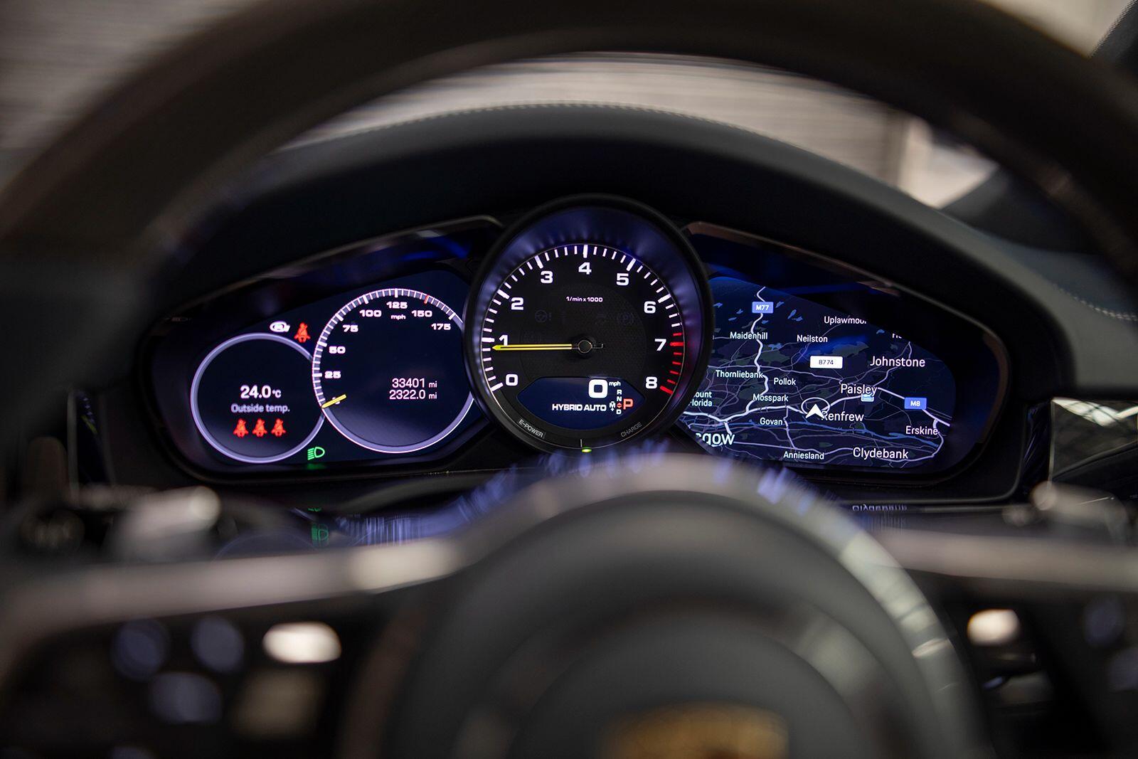 Porsche Cayenne view 41