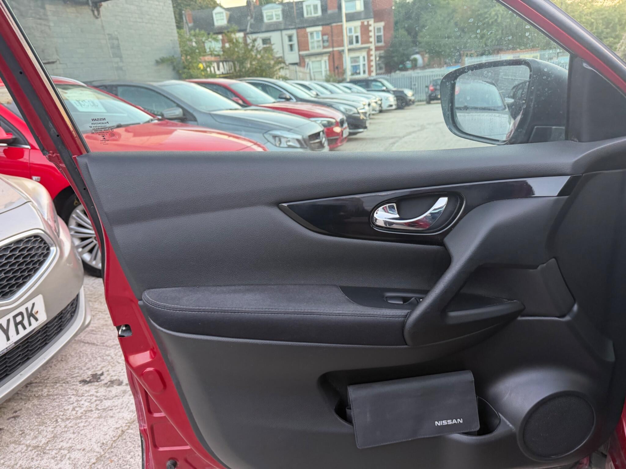 Nissan Qashqai view 29