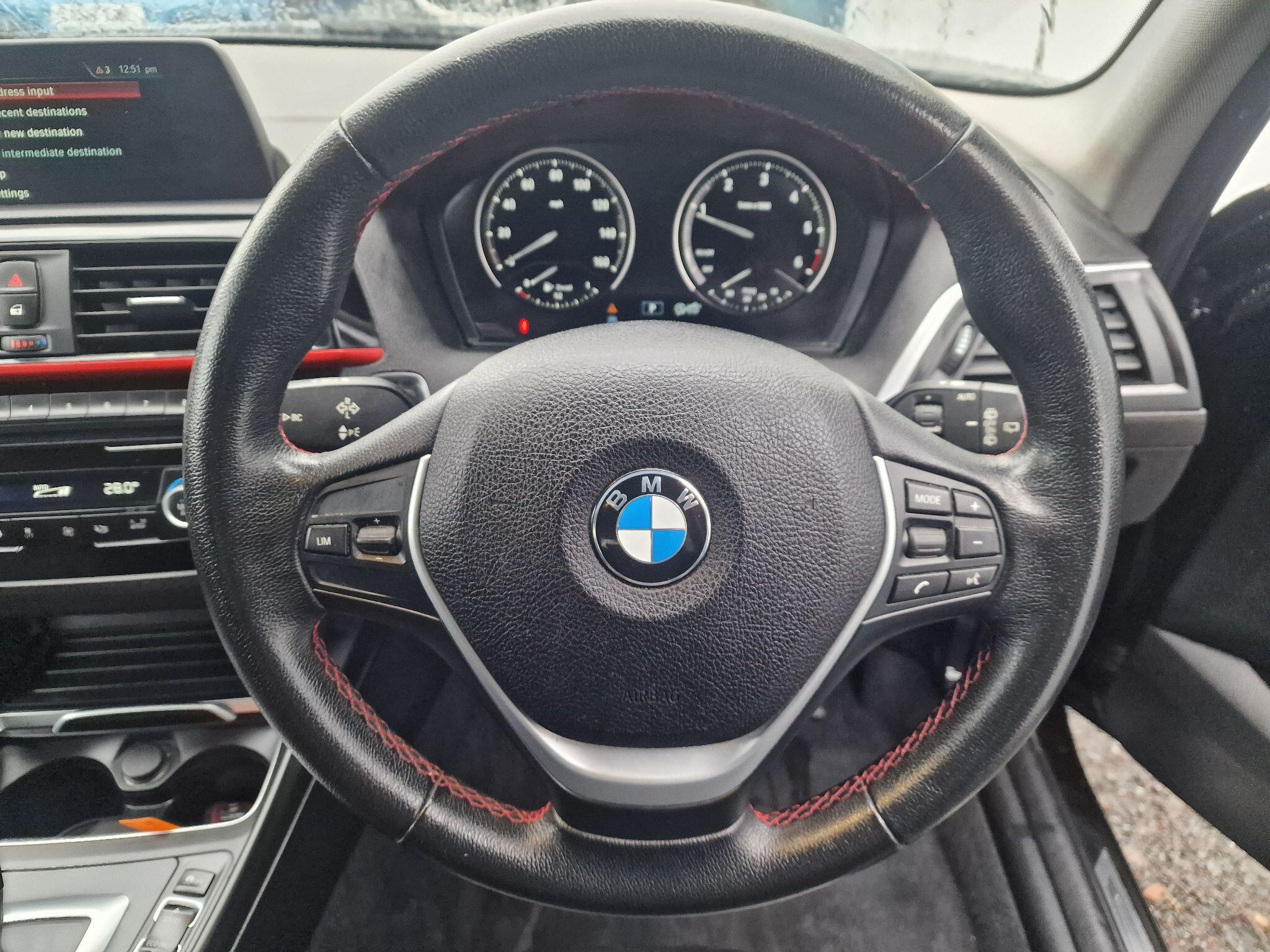 BMW 1 Series view 48