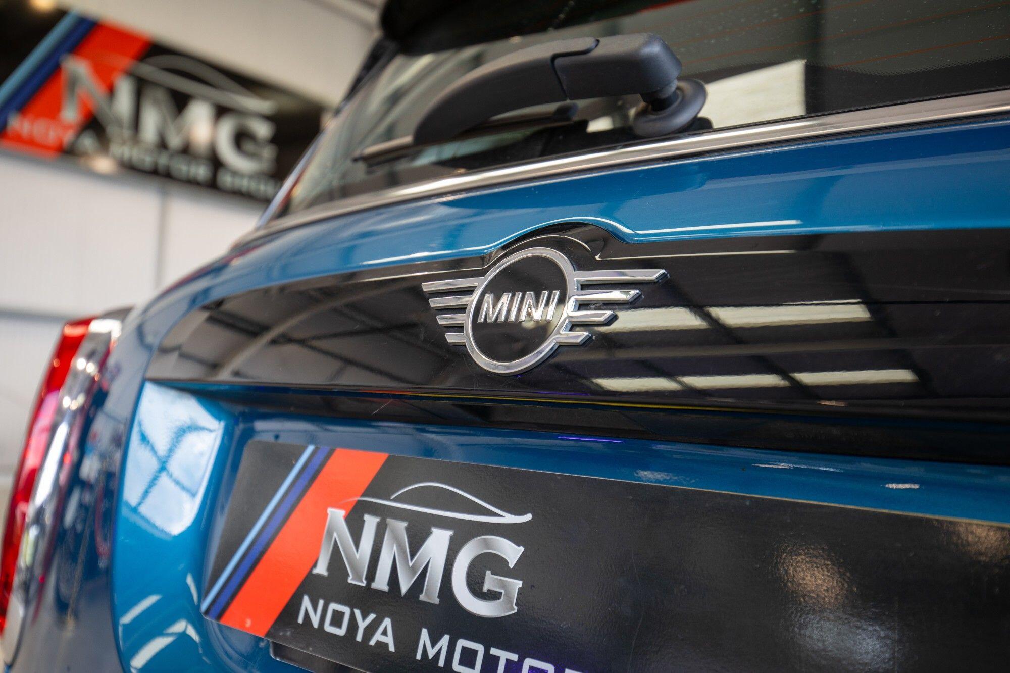 Mini Countryman view 11