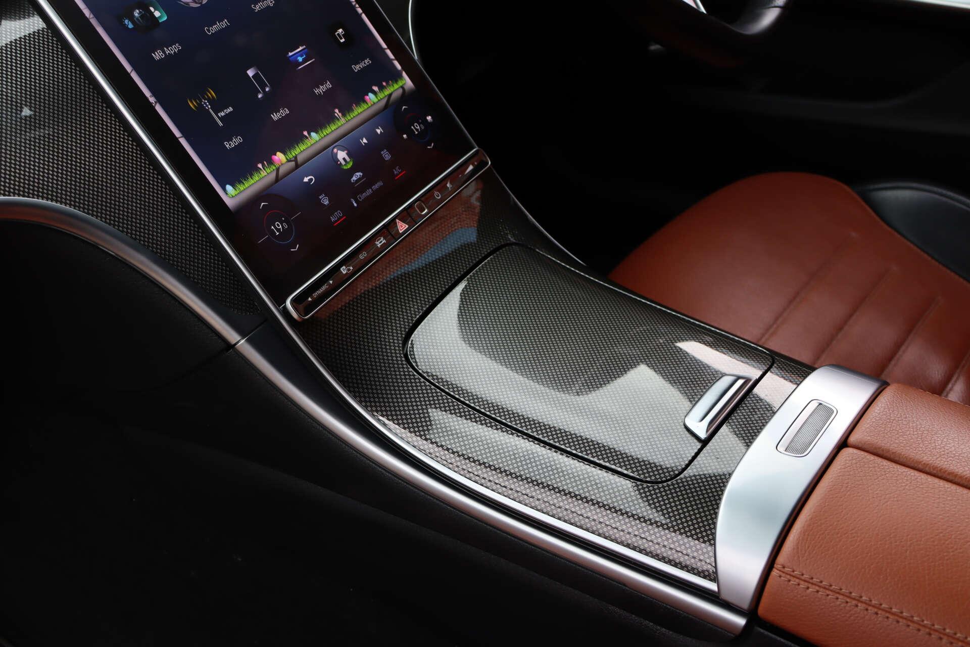Mercedes-Benz C Class view 14