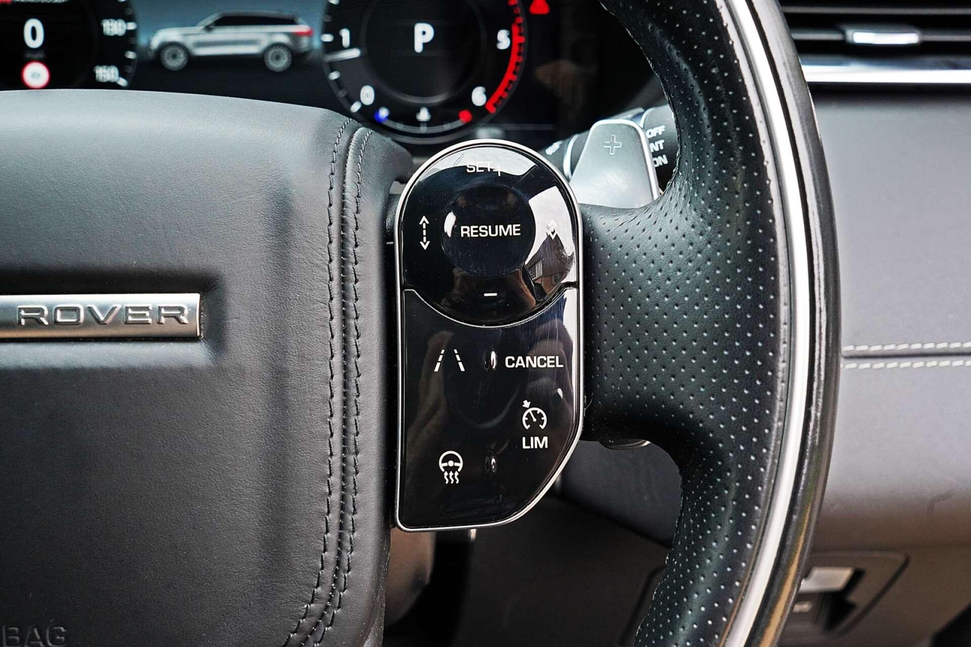 Land Rover Range Rover Velar view 33