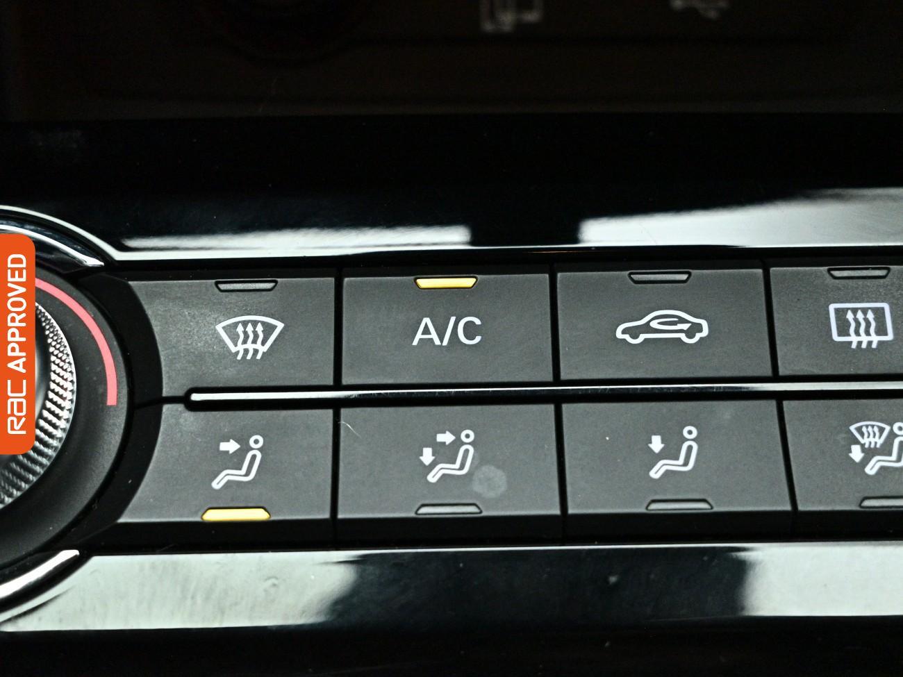 MG MG5 view 20