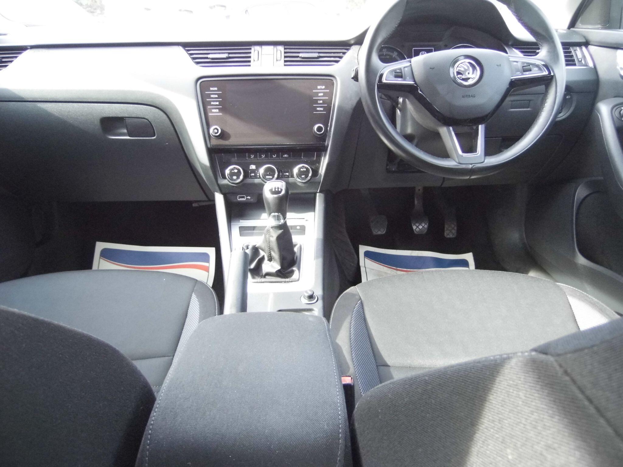 Skoda Octavia view 9
