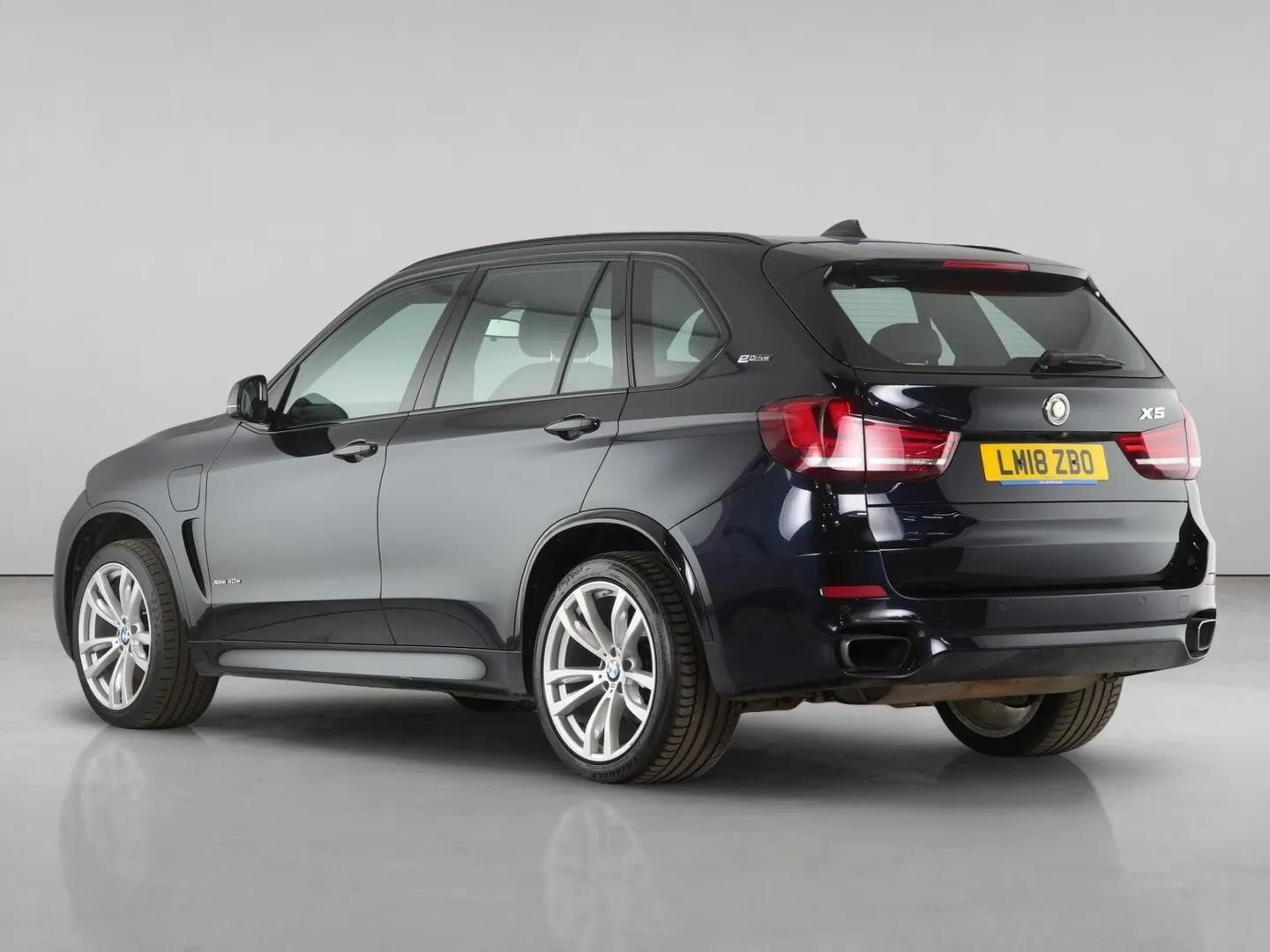 BMW X5 view 9
