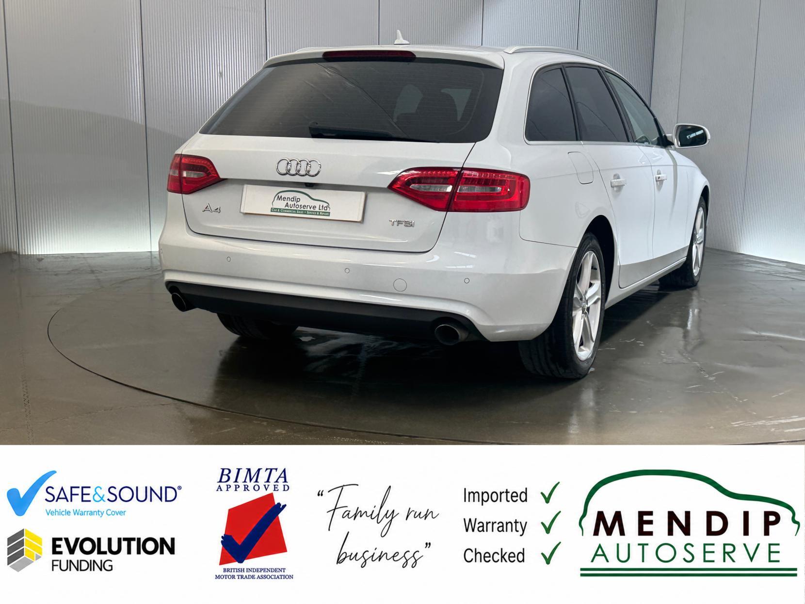 Audi A4 Avant view 23