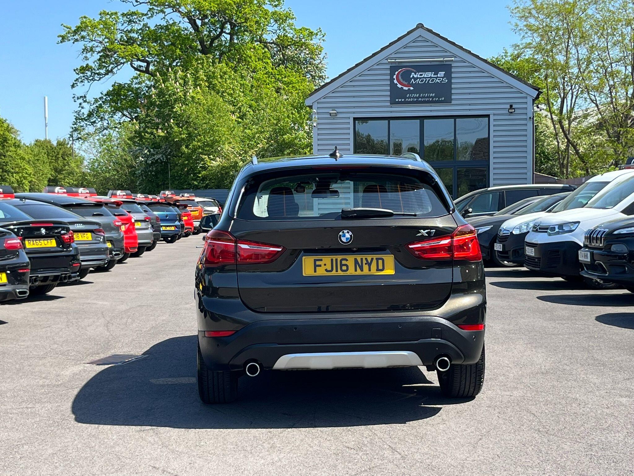 BMW X1 view 6