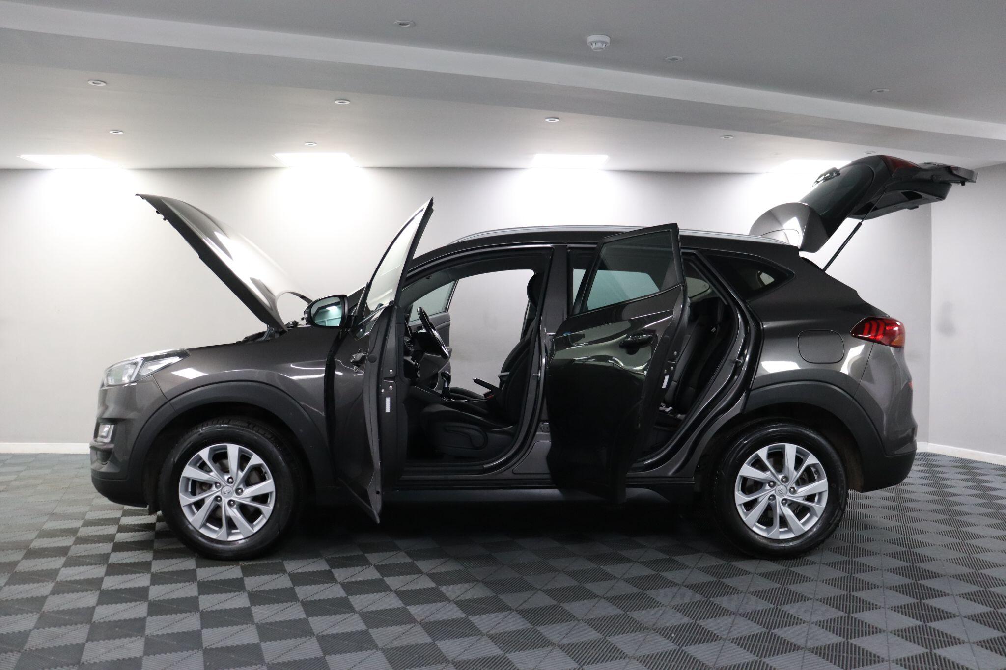 Hyundai Tucson view 23