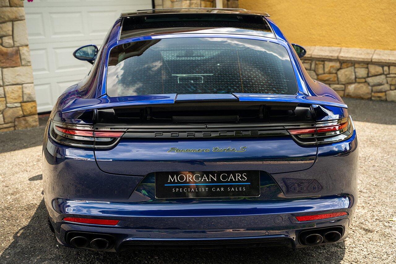 Porsche Panamera view 15