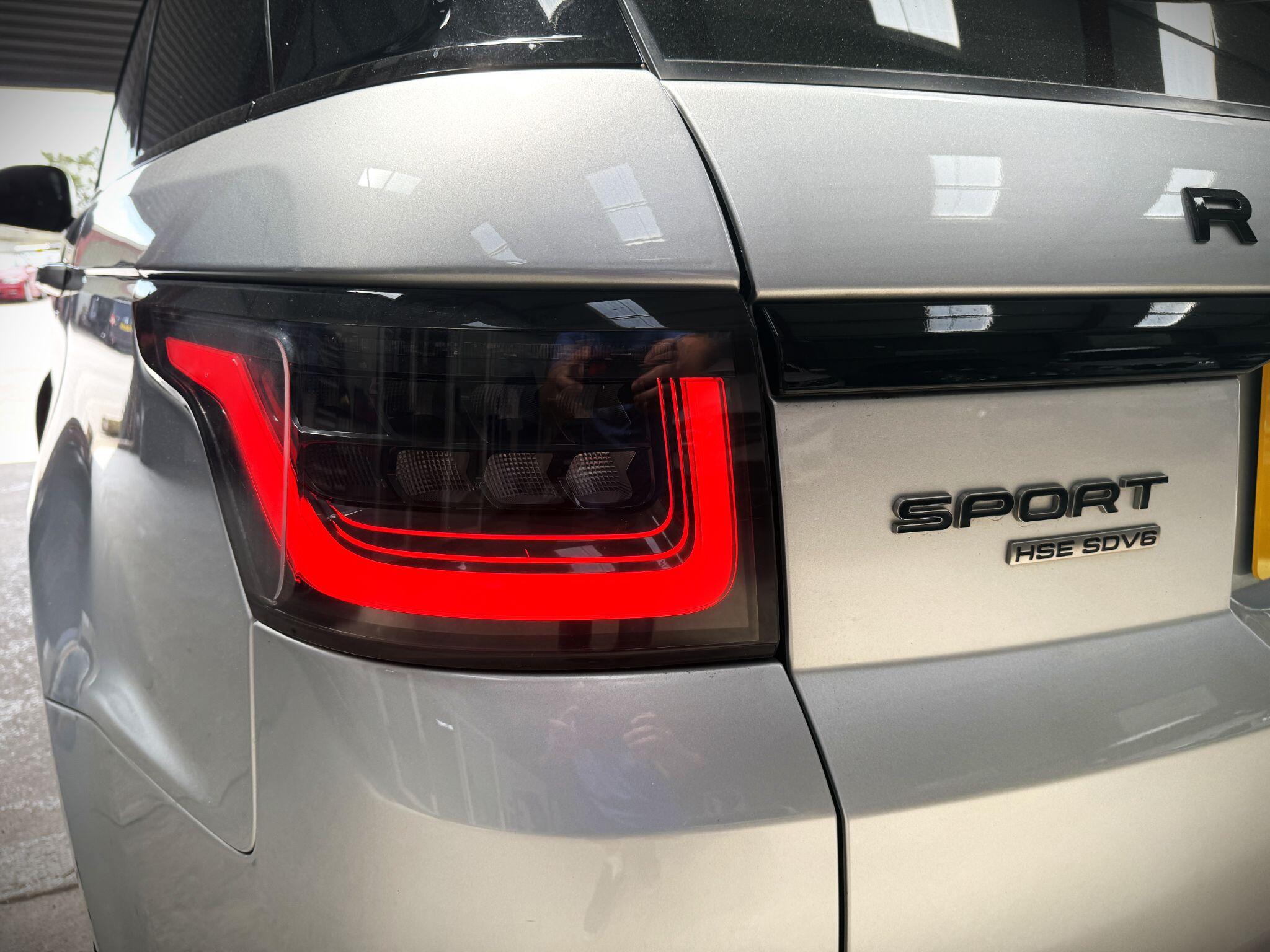 Land Rover Range Rover Sport view 14