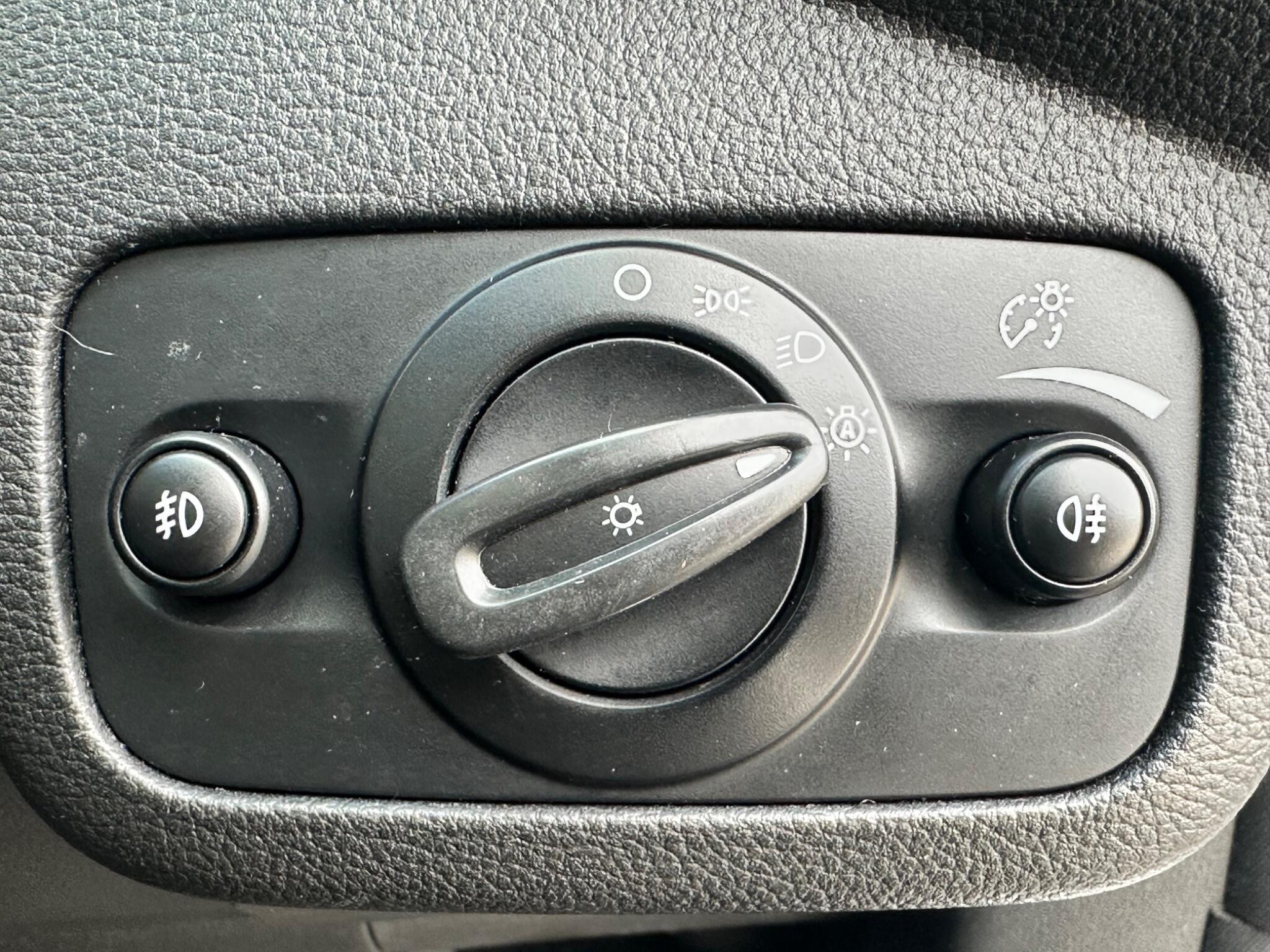 Ford Kuga view 19