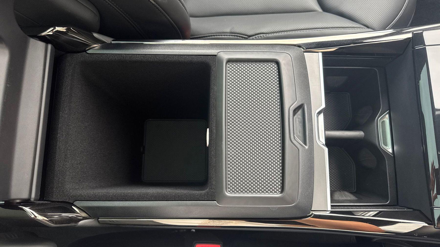 Land Rover Range Rover Sport view 41
