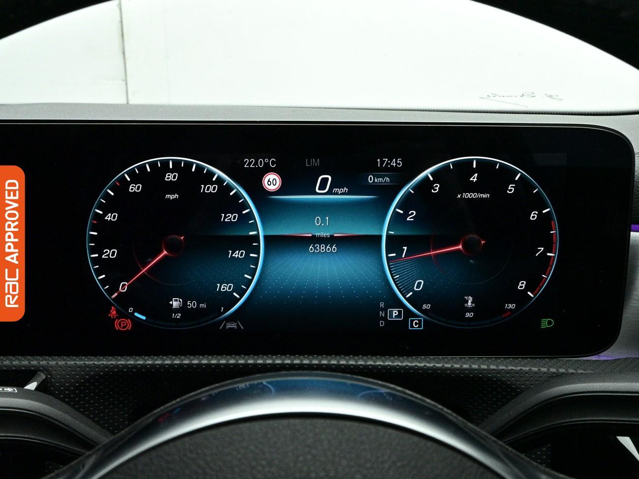 Mercedes-Benz CLA view 11