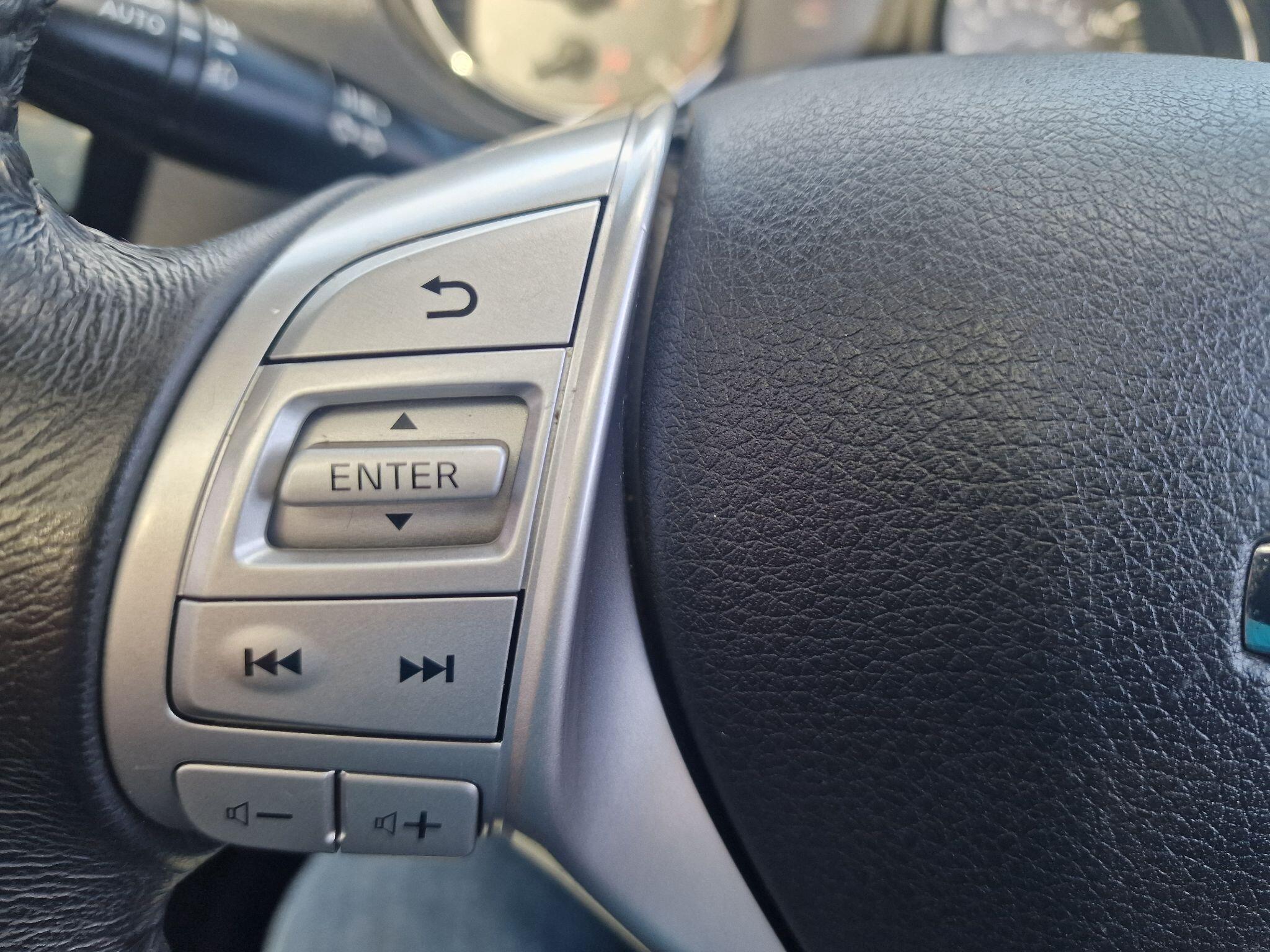 Nissan X-Trail view 31