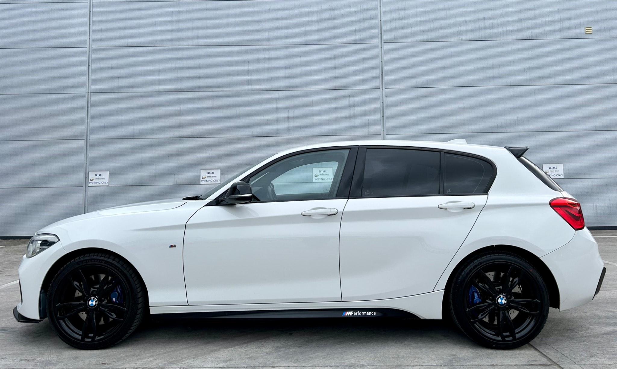 BMW 1 Series view 5